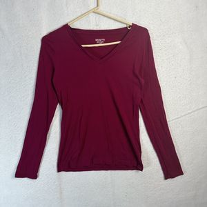 Merona Women's Long Sleeve Tee Medium Purple V-Neck 100% Cotton Top Lightweight
